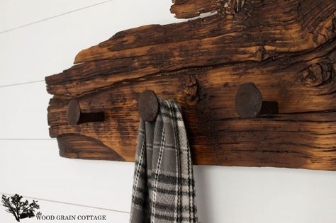 Railroad Spike Wall Hook Rack - The Wood Grain Cottage Diy Wall Hooks, Distress Wood, Diy Coat Rack, Diy Hooks, Wall Hook Rack, Diy Coat, Rustic Coat Rack, House Shutters, White Shiplap Wall