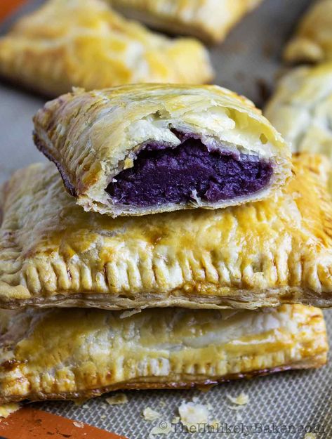 Ube Deserts, Taro Pie Recipe, Ube Pastry, Ube Desserts Recipes, Ube Pie Recipe, Ube Potato, Ube Pie, Ube Cupcake Recipe, Filipino Desert