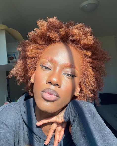 Auburn Afro Hair Black Women, Hair Dye Ideas For Afro, Dark Skin Women With Ginger Hair Color, Colors To Dye Natural Hair, 4c Dyed Hair Natural Ginger, Short Natural Ginger Hair, Dyed Afro Hair 4c Ginger, Short Ginger Natural Hair Black Women, Ginger Brows On Black Women