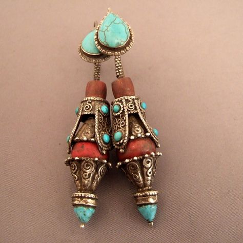 A pair of antique earrings (late 19th century) from Lhasa in Tibet ... great job on silver turquoises, this type of coral is called"bamboo coral" 1800s Earrings, Lhasa Tibet, Antique Turquoise, Bamboo Coral, Tibetan Jewelry, Lhasa, Coral Jewelry, Ethnic Earrings, Ancient Jewelry