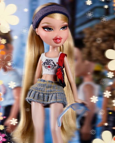 Y2k Bratz, Bratz Doll Makeup, Bratz Doll Outfits, Brat Doll, Cute Girl Drawing, Doll Aesthetic, Bratz Inspired Outfits, Pin Up Outfits, 2000s Fashion Outfits