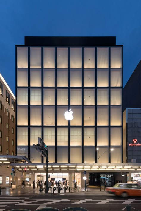 Apple Kyoto in Japan by Fosters + Partners Translucent Facade, Apple Store Design, Apple Headquarters, Office Facade, Mall Facade, Store Architecture, Hotel Facade, Retail Facade, Retail Architecture