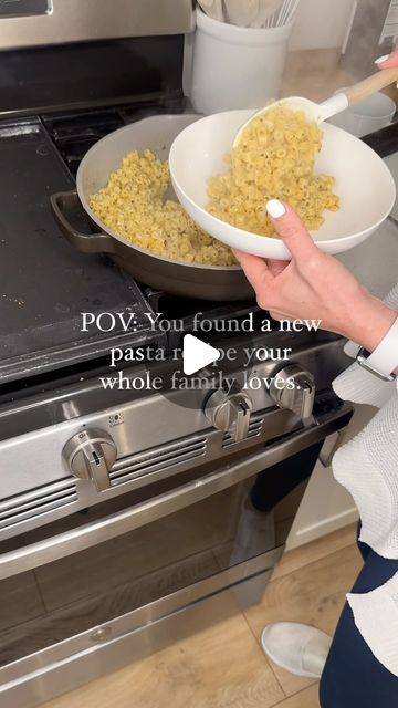 HOLLY B. | Recipes + Home + Life on Instagram: "On busy weeknights, a quick and easy dinner - like this pasta -is a lifesaver! 

When my daughter spotted it multiple times on TikTok, she sent it to me with a plea, “Mom, you have to make this tonight.” 

After glancing at the recipe and realizing I had all the ingredients on hand, I quickly replied, “You got it! Dinner will be ready in 15!” 

This pasta dish is a winner for so many reasons—it’s simple, quick, delicious, and requires just one pan. I mean, who can resist that? In just 15 minutes, dinner was served. 

We scooped it into our favorite @sweesedotcom large pasta bowls and gathered around the table, and enjoyed every bite without a single complaint. 

The only request? “Please make this again!”

When time is tight and hungry tummie Pasta Dishes Quick And Easy, One Pan Pasta Dinners, Tik Tok Pasta, Quick Pasta Dinner, Simple Pasta Recipes, Viral Pasta, Easy Pasta Recipes Quick, Tiktok Pasta, Tiny Pasta