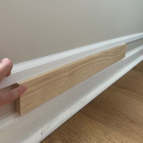 Tall Baseboards, Caulk Paint, Wood Baseboard, Painting Baseboards, Floor Moulding, Baseboard Trim, Baseboard Molding, Transforming Furniture, Floor Molding