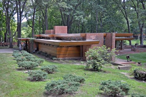 FLW Smith Hse. (Cranbrook tour)_DSC0040_edited-1 | The Melvy… | Flickr Lloyd Wright Architecture, Usonian Style, Frank Lloyd Wright Architecture, Frank Lloyd Wright Buildings, Frank Lloyd Wright Design, Frank Lloyd Wright Homes, Architecture Collection, Home Architecture, Architectural Photographers