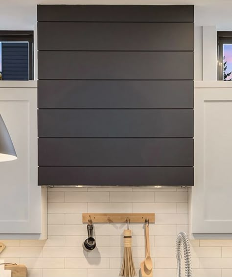 Black Shiplap Range Hood, Black Range Hood Cover, Kitchen Black Hood, Shiplap Range Hood Cover, Modern Vent Hood Ideas, Black Oven Hood, Black Hood Fan, Black Shiplap Kitchen, Shiplap Hood Vent