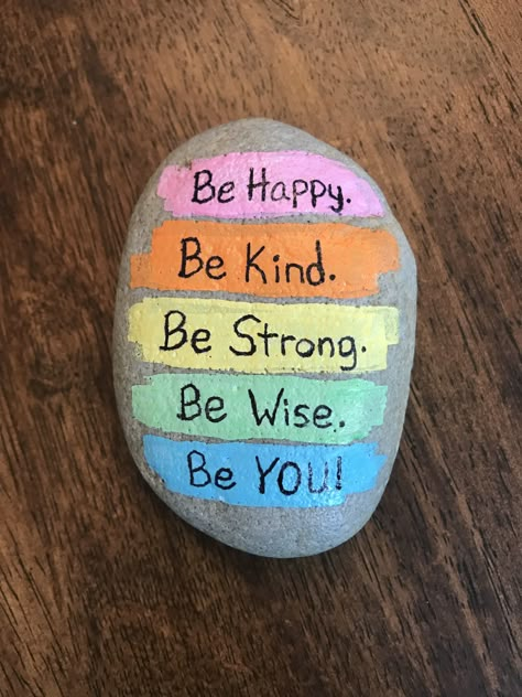 Rock Painting Sayings, Rock Painting Ideas With Quotes, Motivational Rocks Painting, Rock Painting Friendship, Rock Coloring Ideas, Dragon Painted Rocks, Simple Rock Painting Ideas For Beginners, Rock Painting Quotes, Inspirational Rock Painting Ideas