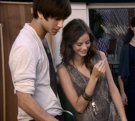 Effy And Freddie, Elizabeth Stonem, Effy Stonem, Skins Uk, Tv Series, Dj, Couple Photos, Film, Skin