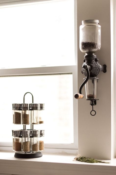 Wall-mounted manual coffee grinder... this is pretty great. Irani Chai, Kitchenette Ideas, Antique Coffee Grinder, Dream Pantry, Home Coffee Stations, Retro Cafe, Coffee Truck, Coffee Bean Grinder, Manual Coffee Grinder