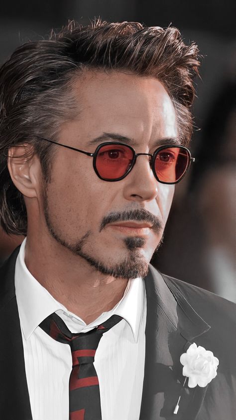 Iron Man Beard Style, Tony Stark Beard Style, Tony Stark Hairstyle, Rdj Wallpapers, Stylish Glasses For Men, Robert Downey Jnr, Iron Man Pictures, Iron Man Photos, Female Celebrity Crush