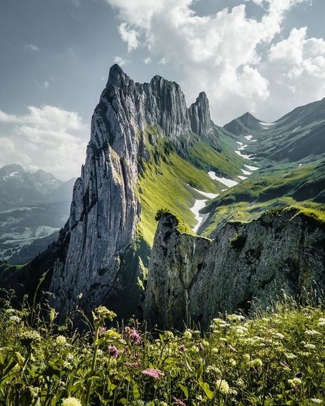 aventouro / Juerg Hostettler🇨🇭 on Instagram: “Amazing Saxer Lücke / Kreuzberge in the Alpstein, Switzerland 😍 Rate this view out of 10? 10 is Max. ♥ Follow @aventouro Follow @aventouro…” Environment Photography, Fantasy Places, Environmental Art, Nature Scenes, Landscape Photos, Rafting, Amazing Nature, Tourist Attraction, Land Scape