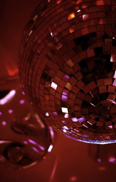 80s Aesthetic Disco, Red 80s Aesthetic, 80s Disco Aesthetic, Aesthetic Disco Ball, 80s Aesthetic Wallpaper, Winter Train, Maroon Aesthetic, Burgundy Aesthetic, Train Wallpaper