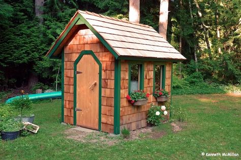 Well Pump House Ideas, Pump House Ideas, Well Pump House, Water Well House, Well Pump Cover, 8x12 Shed Plans, Shed Floor Plans, Rustic Shed, Rustic Family Room