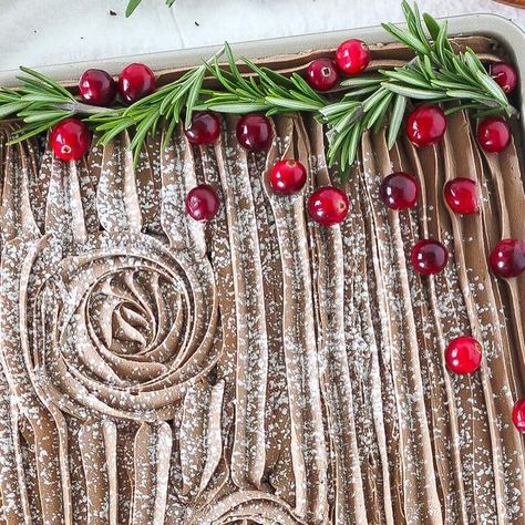 Mandy Merriman - Baking with Blondie on Instagram: "10 Sheet Cakes for Christmas… and ALL of them are yours! Here’s the lineup: 1. Yule Log Cake 2. Orange Cranberry Cake 3. Pistachio Grinch Cake 4. Turtle Poke Cake 5. Funfetti Christmas Cake 6. White Chocolate Gingerbread Cake 7. Chocolate Peppermint Cake 8. Red Velvet Hot Chocolate Cake 9. Little Debbie Cake 10. Eggnog Tres Leches / Poke Cake Which one are you choosing?? All the recipes are up on Bakingwithblondie.com ♥️" Tres Leches Poke Cake, Eggnog Tres Leches, Mandy Merriman, Funfetti Christmas, Orange Cranberry Cake, Turtle Poke Cake, Cakes For Christmas, Hot Chocolate Cake, Red Velvet Hot Chocolate