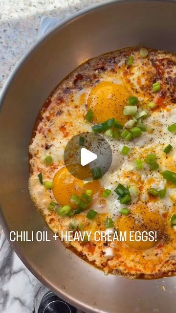 Maxismalls on Instagram: "CHILI OIL + HEAVY CREAM EGGS Breakfast!😋😋👌👌" Chili Cream Eggs, Heavy Cream Chili Oil Eggs, Cream Fried Eggs, Chili Eggs Breakfast, Heavy Cream Eggs, Chili Oil Eggs, Unique Breakfast Ideas, Unique Food Ideas, Unique Breakfast