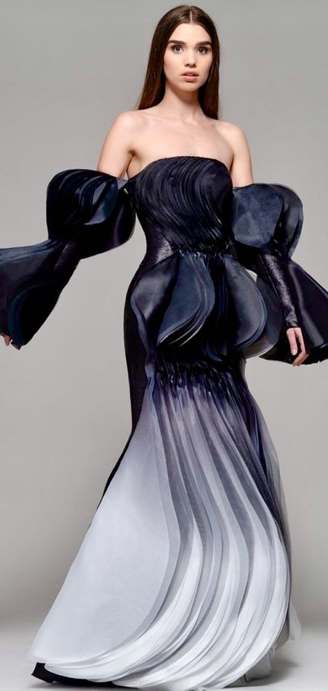 Isabel Sanchis Isabel Sanchis, Conceptual Fashion, Fashion Gowns, Dance Dress, Dance Dresses, Clothes, Color