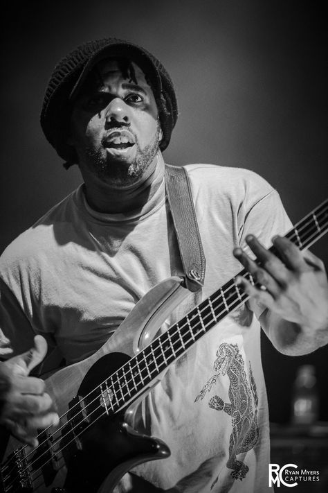 Victor wooten - Wooten Brothers - By Ryan Myers Victor Wooten, I Love Bass, Jazz Artists, Bass Guitars, Bass Guitar, Bass, Sound, Quick Saves