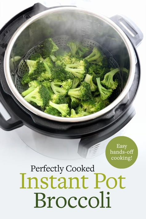 Easy Steamed Broccoli, Instant Pot Steamed Broccoli, Cooking Fresh Broccoli, Blanching Broccoli, Instant Pot Broccoli, Cook Broccoli, Instant Pot Steam, How To Cook Broccoli, Garlic Broccoli