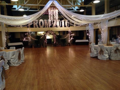 Rustic Romance Rustic Prom Themes, Prom Decoration Ideas For Home, Rustic Romance Prom, Prom Decoration Ideas, Footloose Prom, Rustic Prom, Unique Prom Themes, Cowboy Prom, Prom Venues