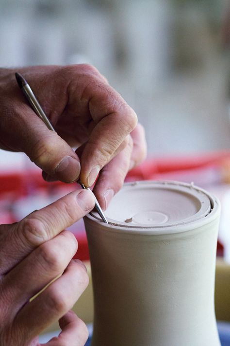 An Interesting Pottery Trimming Technique for Sweet Feet Pottery Finishing Techniques, Ceramic Trimming, Pottery Handles How To, Making Ceramic Handles, Pottery Mug Trimming, Pottery Trimming, How To Trim A Pottery Bowl, Pottery Kit, Ceramic Supplies