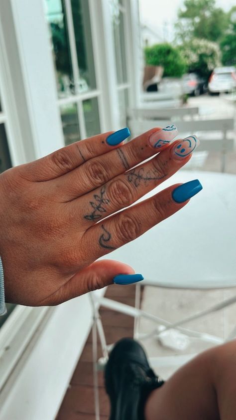 Treaty Oak Revival Nails, Summer Nail Inspo Coffin Blue, Blue Preppy Nails, Smiley Face Nails Acrylic, Country Wedding Nails, Blue Western Nails, Summer Western Nails, Sorority Nails, Music Festival Nails