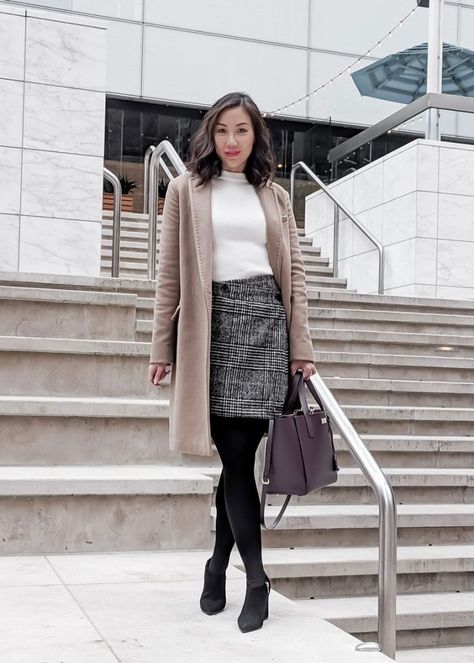 OOTD: office wear - checkered skirt and long camel coat Aritzia, black ankle boots, Kate Spade bag Kate Spade Bag Outfit, Ootd Office, Brunch Outfits, Winter Office, Cold Weather Outfit, Classy Winter Outfits, Top Fashion Bloggers, Checkered Skirt, Winter Ideas