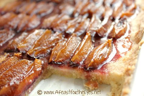 German Plum Sheet Cake, Plum Tart, Bavarian Recipes, German Food Authentic, Tart Dough, German Desserts, Plum Cake, Sheet Cake Recipes, Kinds Of Desserts