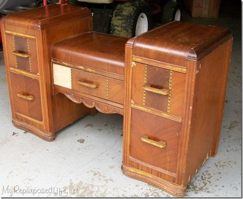 how to update an old waterfall vanity to make it a useful desk. You won't believe the "after" Refurbished Vanity, Refinished Vanity, Vanity Redo, Waterfall Furniture, Art Deco Bedroom Furniture, Waterfall Vanity, Repurpose Projects, Mid Century Vanity, Old Vanity