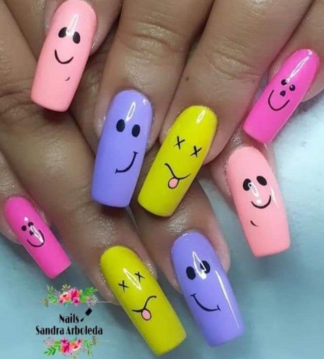 Nail Trends of 2024 Emoji Nail Art Design, Emoji Nails Design, Nailart Simple, Emoji Nails, Summer Nails Art, Acrylic Toe Nails, Art Deco Nails, Nude Nail Designs, Polka Dot Nails