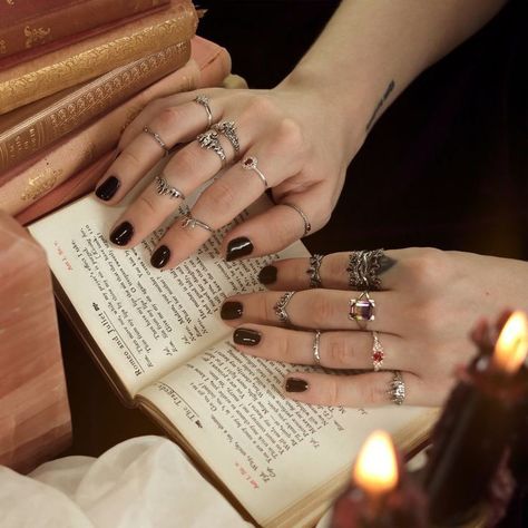 Lots Of Rings On Hand Aesthetic, Hand With Lots Of Rings, Jewellery And Books Aesthetic, Rings On Every Finger Aesthetic, Dark Academia Jewellery, Hands Rings Aesthetic, Hands With Rings Aesthetic, Hand Full Of Rings, Dark Academia Rings