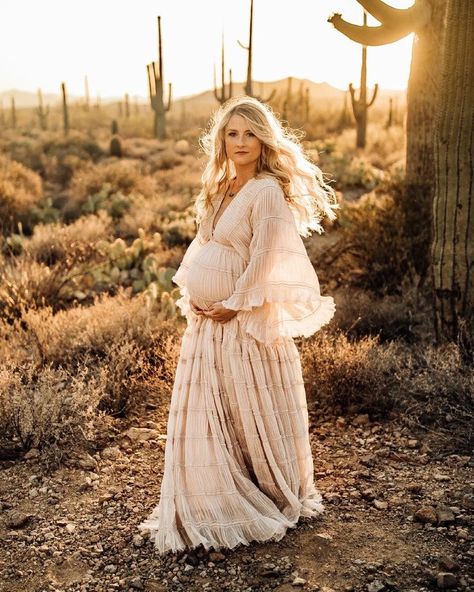 Maternity Outfits For Photoshoot, Ruffle Bridal Gown, Pregnancy Photo Shoot, Boho Maternity Dress, Maternity Photography Props, Rustic Dresses, Maternity Photoshoot Outfits, Pinkblush Maternity, Long Maxi Dresses