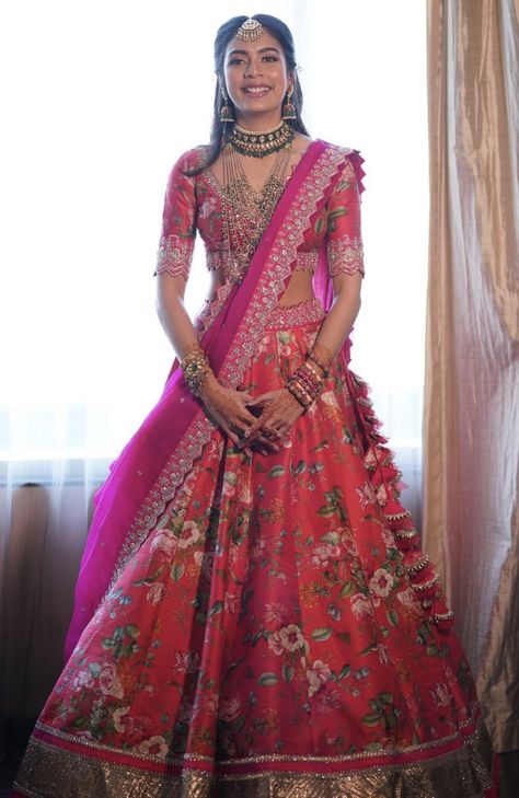 Half Saree Lehenga Bridal, Grand Half Saree Designs, Lehanga Voni Designs, Pattu Lehenga Half Saree For Bride, Mehendi Lehenga Outfits, Lehangas Bridal Engagement, South Indian Lehenga Half Saree Bridal, Rani Pink Lehenga Jewellery Ideas, Bridal Half Sarees