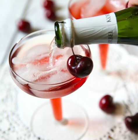 Cherry Mimosa | Community Post: 20 Swanky Spring Cocktails That Will Impress Everyone You Know Cherry Mimosa Recipe, Cherry Mimosa, Mimosa Cocktail, Ladies Brunch, Mimosa Recipe, Tart Cherry Juice, Cherry Cocktail, Fruit Cocktail, Spring Cocktails