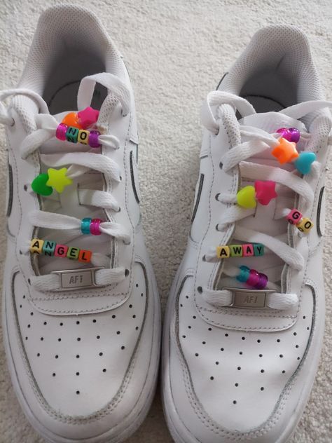 air force 1s
beads
stars
hearts 
laces Shoe Lace Bead Ideas, Beads On Shoelaces, Beads On Laces, Laces Ideas, Shoe Accessories Diy, Upcycle Shoes, Artsy Shoes, Alt Shoes, Shoes Beaded