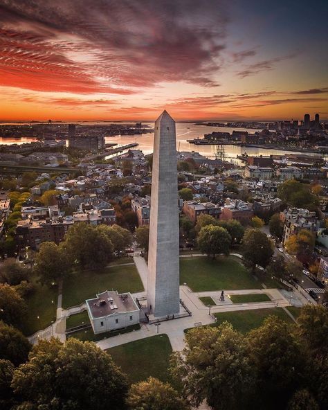 Charlestown Boston, Charlestown Massachusetts, Building A Bunker, Battle Of Bunker Hill, Bunker Hill Monument, The Bunker, Boston Skyline, Bunker Hill, American Travel