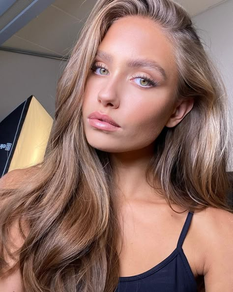 Hair Colour Hazel Eyes, Light Brown Hair And Hazel Eyes, Honey Brown Hair Green Eyes, Hair With Green Eyes, Blond Hair Hazel Eyes, Hair Green Eyes, Best Hair For Green Eyes, Green Eye Hair Color, Green Eyes Hair