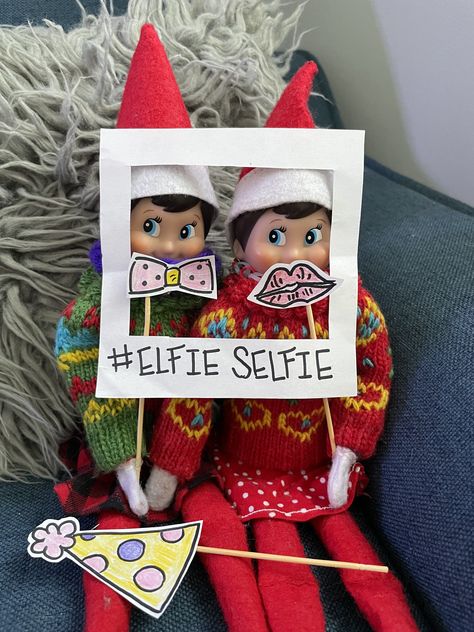 Elf On The Shelf Elfie Selfie, Elf On The Shelf Rubiks Cube, Elf On Shelf 2 Elves, Girly Elf Ideas, Elf On The Shelf Tic Tac Toe, Elf On The Shelf Kindness Activities, Elf On The Shelf Dinosaur Ideas, Elf On The Shelf Kits To Sell, Elf Ideas For 2 Elves