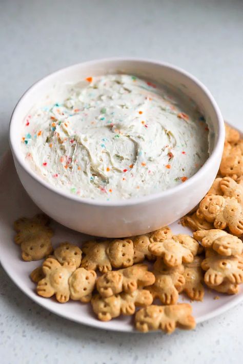 dunkaroo dip recipe with cool whip and vanilla yogurt in a pink bowl with teddy grahams Dunkaroo Dip Recipe, Recipe With Cool Whip, Funfetti Cake Batter Dip, Funfetti Dip Recipe, Cake Dip Recipe, Quick Party Food, Dunkaroo Dip, Graham Cake, Recipes With Cool Whip