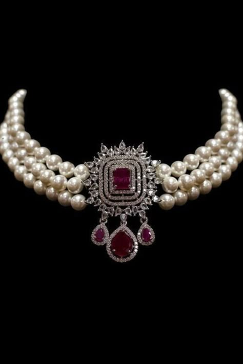 Ruby Necklaces 1stdibs, Luxury Traditional Jewelry, Victorian Royal Necklace, Luxury Ruby Jewelry For Jewelry Making, Luxury Vintage Necklaces For Festive Season, Luxury Vintage Diamond Watch With Brilliant Cut, Luxury Formal Baroque Brooches, Luxury Elegant Pearl Necklace With Brilliant Cut, Luxury Festive Jewelry Sets With Pearl Drop