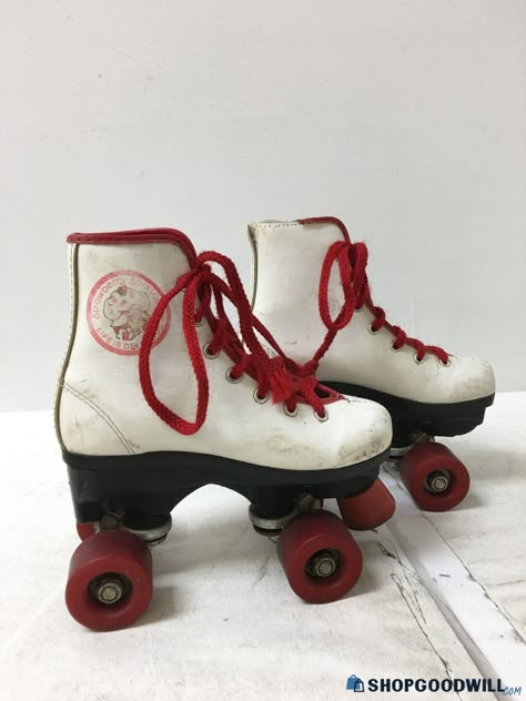 Vintage Brookfield Strawberry Shortcake Roller Skates - shopgoodwill.com Strawberry Shortcake Roller Skates, Strawberry Roller Skates, 80s Roller Skates, Red Roller Skates, Vintage Roller Skate, Rolling Skate, Lesbian Culture, Vintage Roller Skates, Stanley Uris