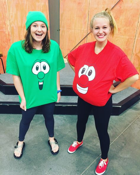 VeggieTales Costume Veggie Tales Costumes Diy, Veggietales Costumes Diy, Veggietales Costumes, Veggie Tales Costumes, Veggie Tales Trunk Or Treat, Plus Size Halloween Costume Ideas, Band Costumes, Tale Dress, Duo Costumes