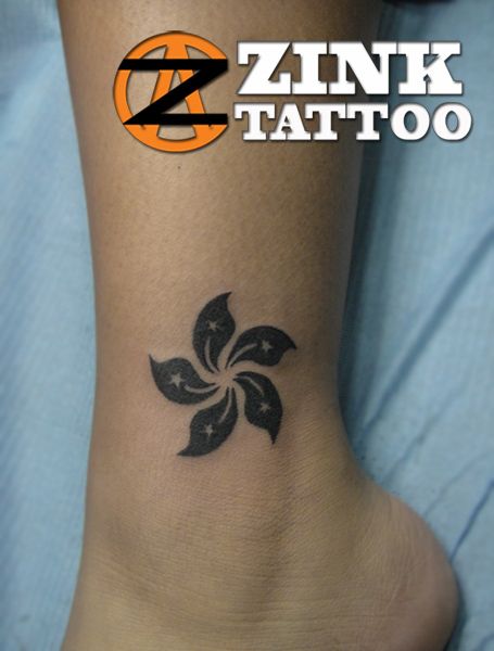 Tattoo of the Hong Kong flower on my ankle in brown, to symbolize my time living there and the place where I found harmony and balance Hong Kong Flag Tattoo, Hong Kong Tattoo Flower, Hong Kong Tattoo Ideas, Bauhinia Flower Tattoo, Scorpius Tattoo, Tattoo Scorpio, Kong Tattoo, Hong Kong Tattoo, Stick Poke