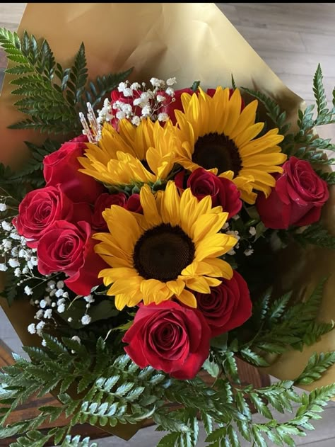 Roses Sunflower Bouquet, Sunflower And Roses Bouquet, Sun Flowers And Roses, Rose And Sunflower Bouquet, Sunflower And Rose Bouquet, Roses And Sunflowers Bouquet, Red Roses And Sunflowers, Hibiscus Bouquet, Black Bouquet