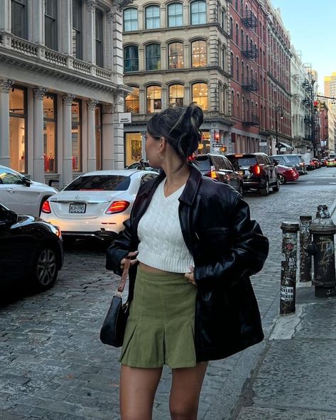 @itsyuyann on instagram Itsyuyann Outfits, Summer Songs, Europe Outfits, Style Icons, Leather Skirt, Girl Fashion, Summer Outfits, Fashion Inspo, Casual Outfits