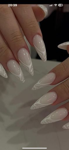 White Stiletto Nails, Snow Nails, Deep Snow, Wood Nails, Classy Nail Designs, Airbrush Nails, Light Nails, Edgy Nails, Warm Clothes