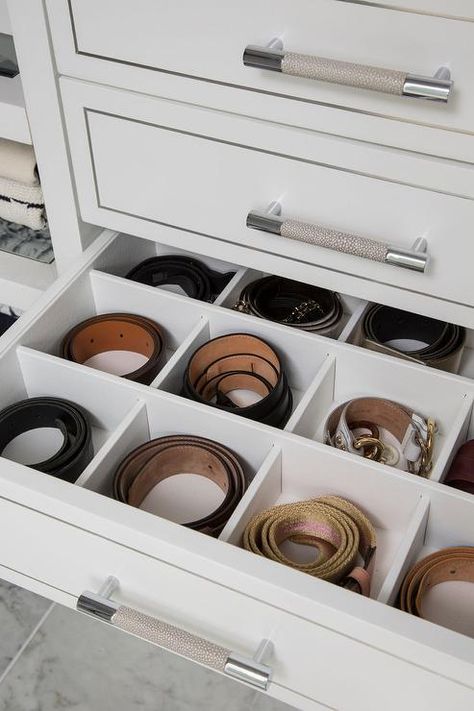 Transitional Closet, Dream Dressing Room, Shoes Organizer, Ideas Closet, Closet Island, Belt Organizer, Belt Storage, White Closet, Dream Closet Design