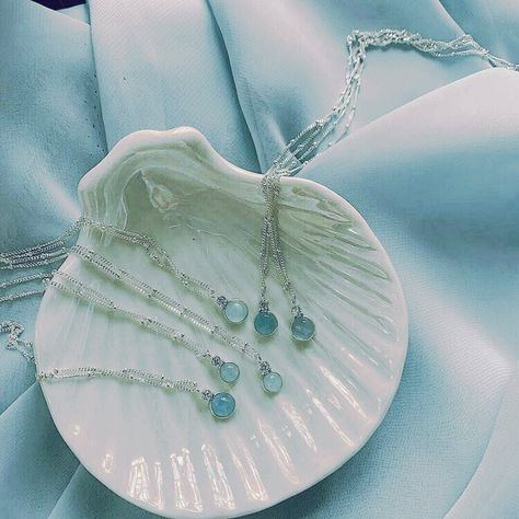 Image discovered by Jarbas Jacare. Find images and videos about blue, aesthetic and jewelry on We Heart It - the app to get lost in what you love. Cincin Diy, Blue Aesthetics, Alice Blue, Everything Is Blue, Baby Blue Aesthetic, Light Blue Aesthetic, Blue Aesthetic Pastel, Bleu Pastel, Aesthetic Blue