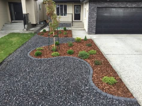 Front yard hardscape – Landco Living Xeriscape Front Yard, Front Yard Walkway, Living Garden, Small Front Yard Landscaping, Front Yard Design, Front Yard Garden Design, Garden Wallpaper, Front Lawn, Front House Landscaping