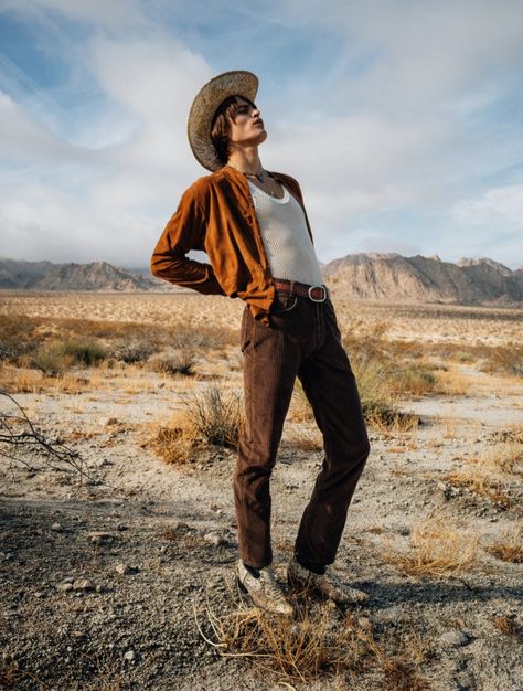 Parker van Noord 2020 Vogue Hommes Paris | Page 2 | The Fashionisto Latin Photoshoot, Western Street Style, Mustang Aesthetic, 70s Western Fashion, Western Mens Fashion, Western Fashion Men, Parker Van Noord, Urban Cowboy Style, Modern Western Fashion