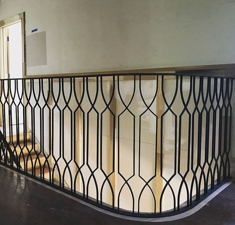 Custom Railing Design, Exterior Iron Railing, Wrought Iron Railings Interior, Industrial Stair Railing, Rustic Stair Railing, Railing Design Balcony, Balcony Railing Design Modern, Artistic Railing, Balustrade Ideas